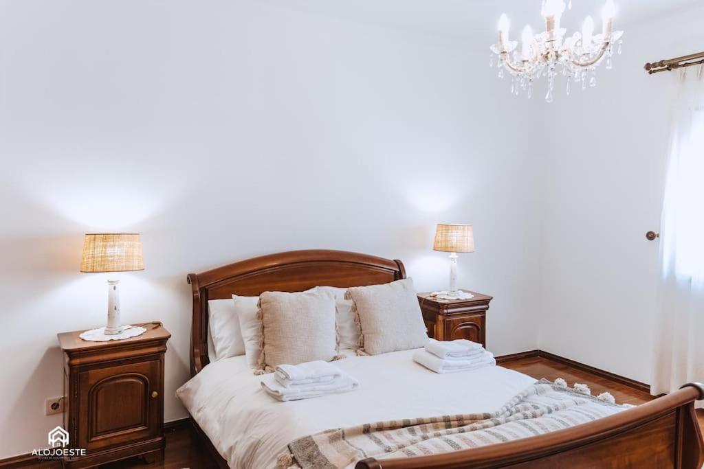 Casa Do Patio - 3 Bedrooms, Ponte Rol トーレス・ヴェドラス エクステリア 写真