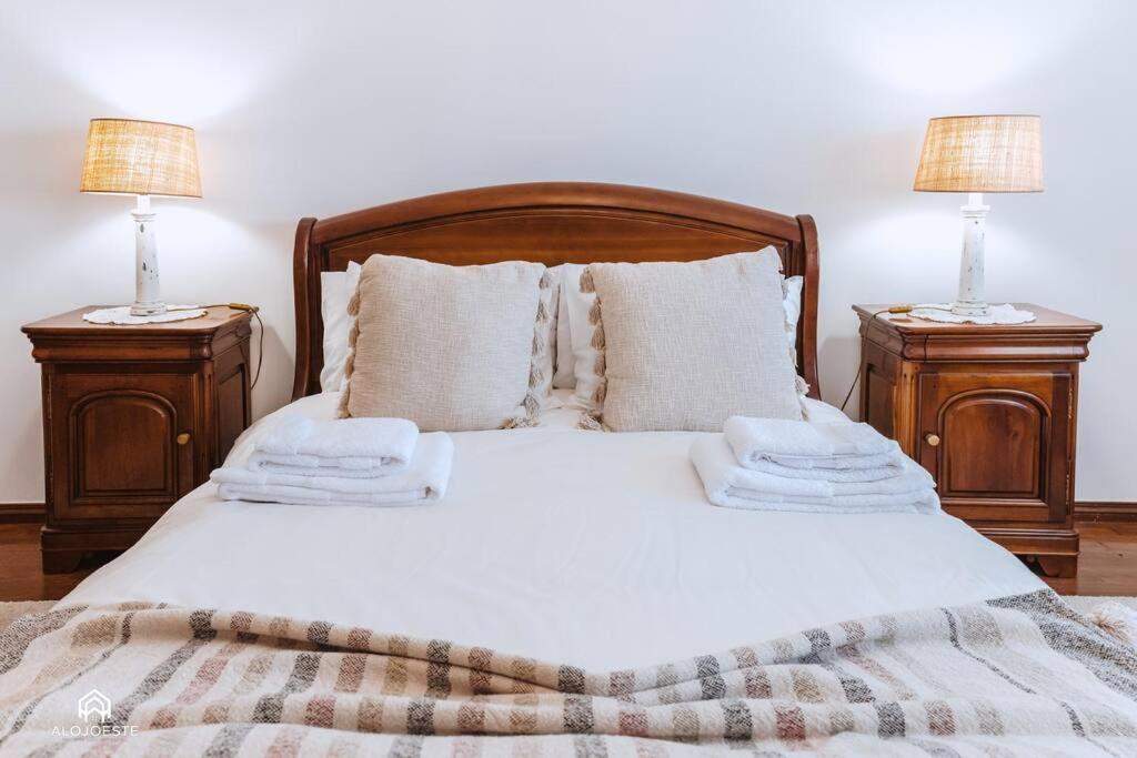 Casa Do Patio - 3 Bedrooms, Ponte Rol トーレス・ヴェドラス エクステリア 写真