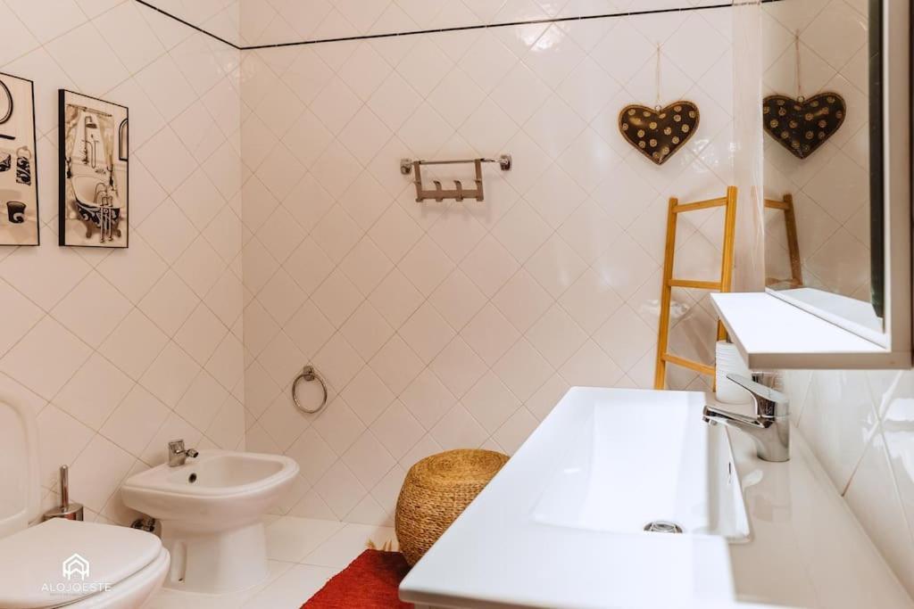Casa Do Patio - 3 Bedrooms, Ponte Rol トーレス・ヴェドラス エクステリア 写真